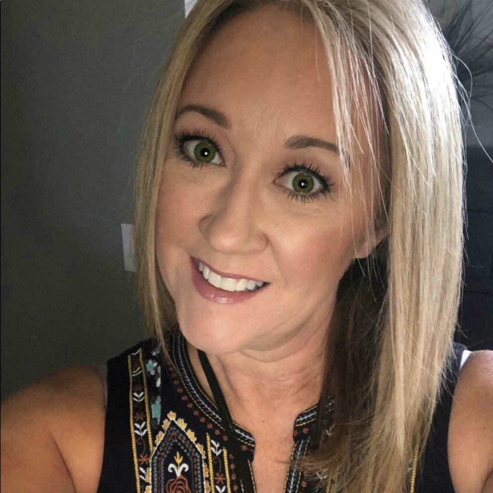 Meet your Posher, Lynne